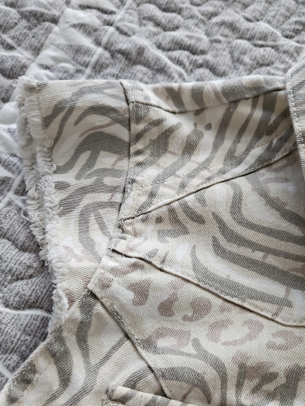 Denim Chopped Vest - Picture 6 of 12